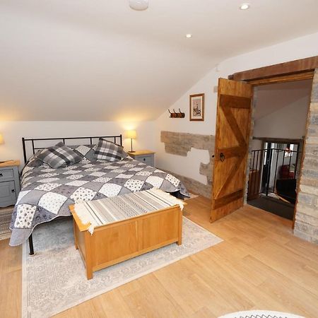 The Old Forge Villa Somerton  Luaran gambar