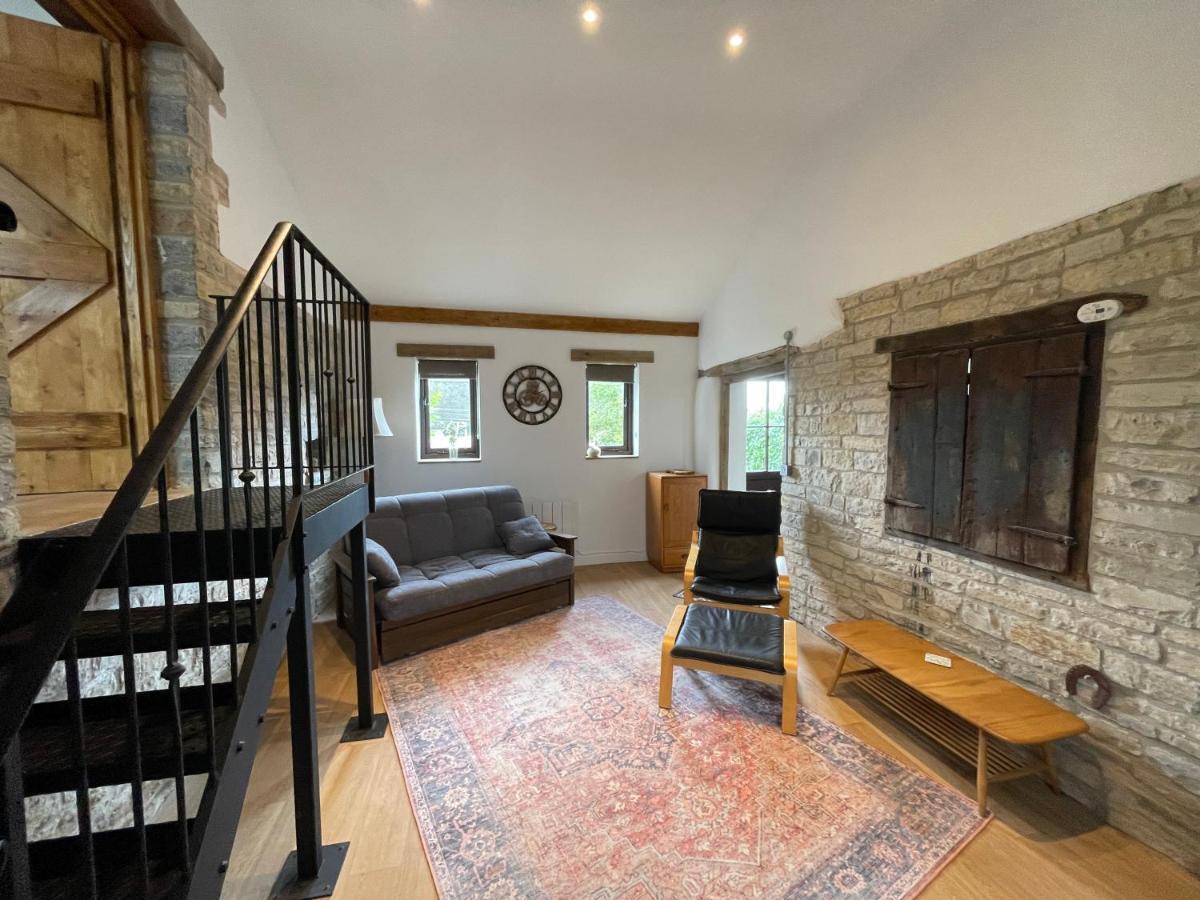 The Old Forge Villa Somerton  Luaran gambar