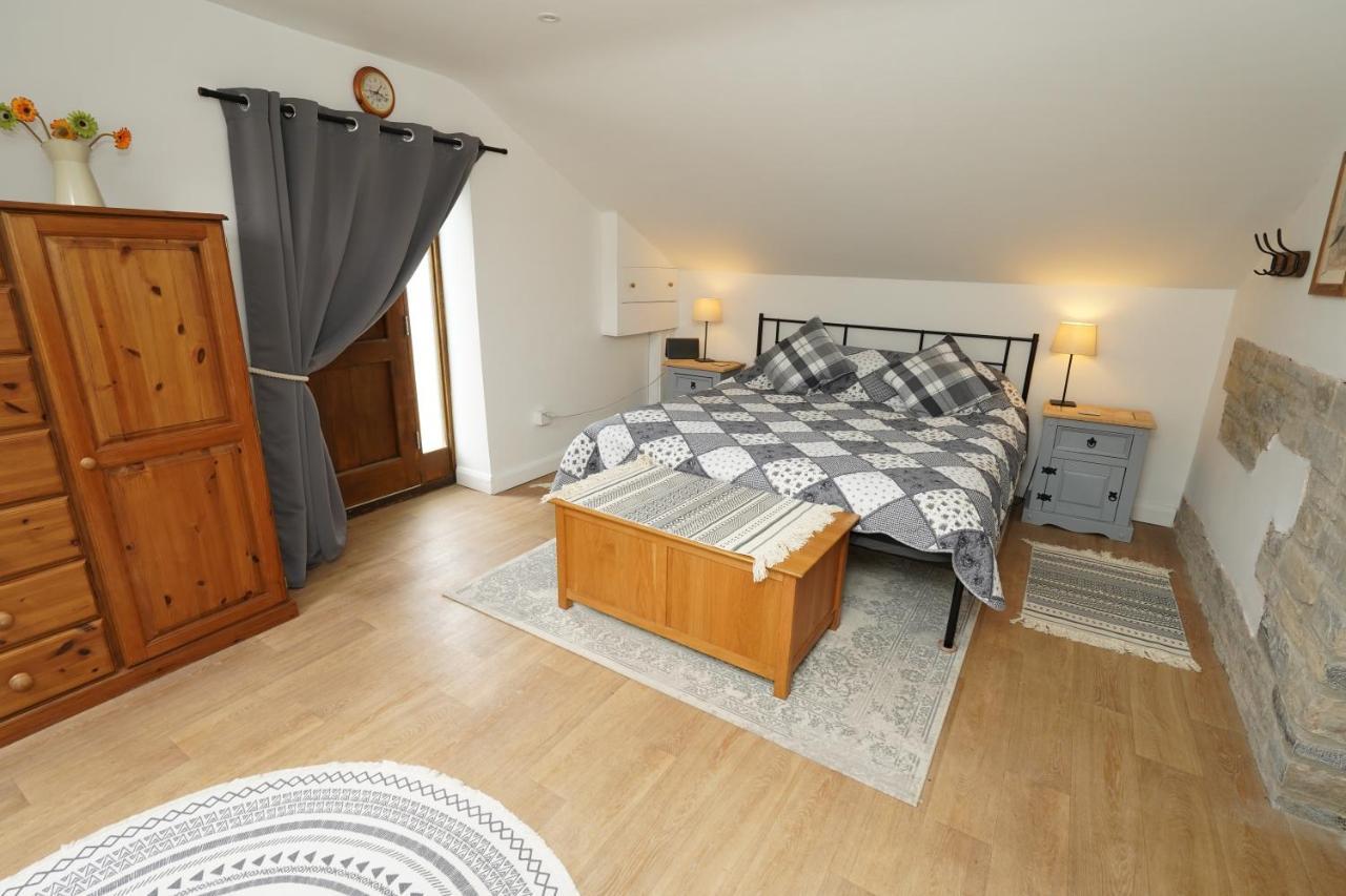 The Old Forge Villa Somerton  Luaran gambar